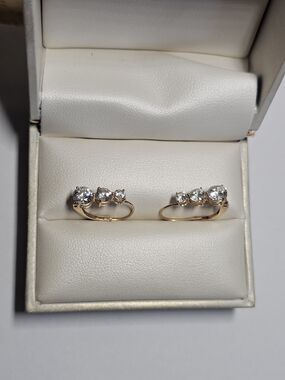 14k Solid Gold Earrings With Cubic Zirconia Stones.